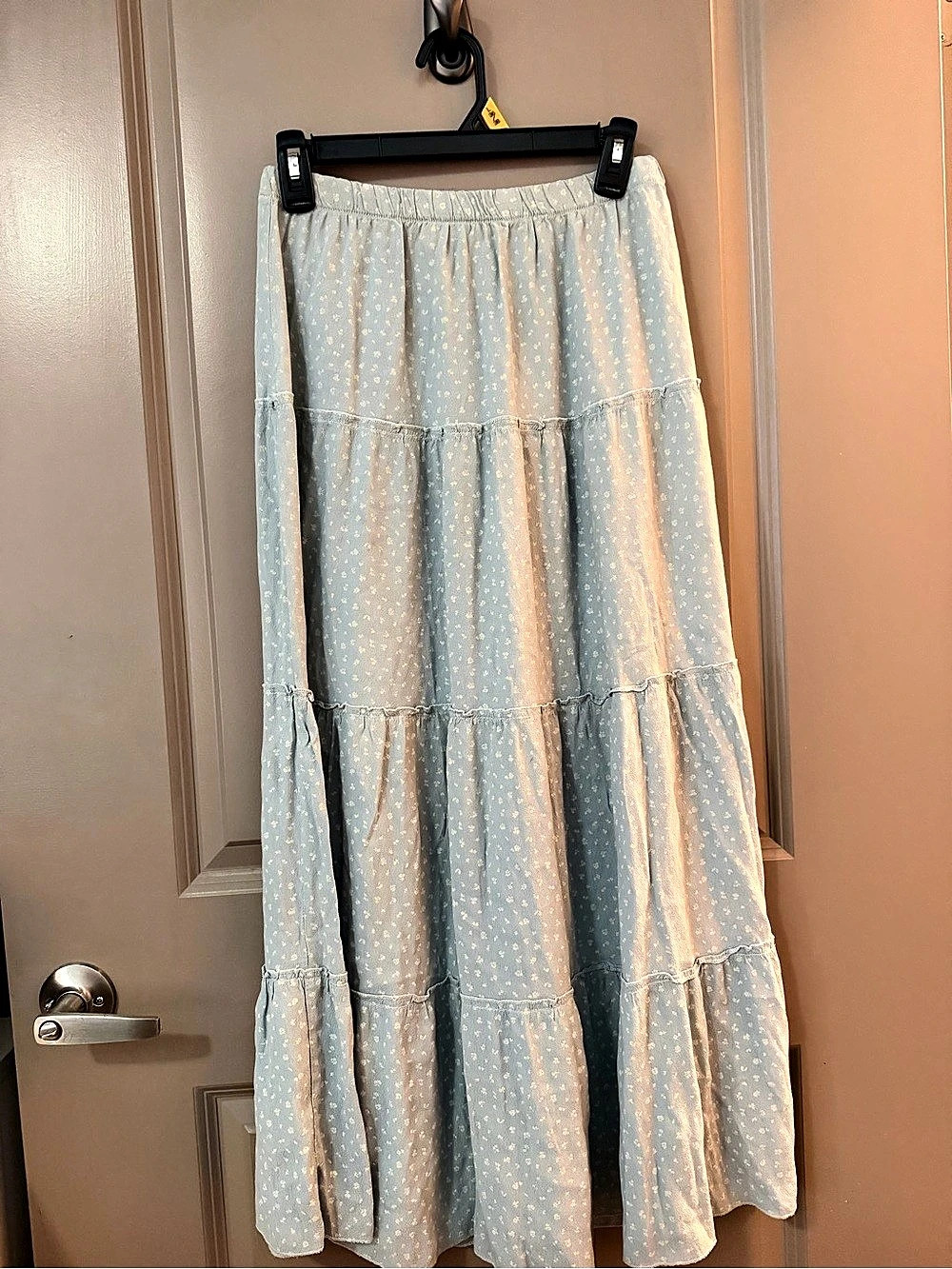 Brandy Melville Izzy Floral Tiered Maxi Skirt Blue & White